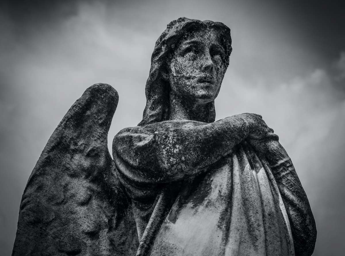 "Sii presente al tuo presente": intuizioni filosofiche e psicologiche sulla morte