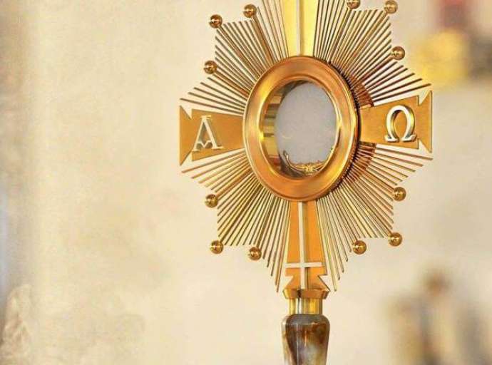 Una settimana “davanti a Gesù” per rinnovare la nostra vita e quella della Comunità